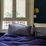 Design Apartment Near Montmarte